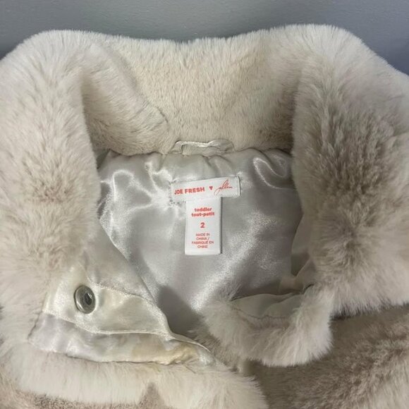 Jillian Harris x Joe Fresh toddler coat 2T - Picture 4 of 4